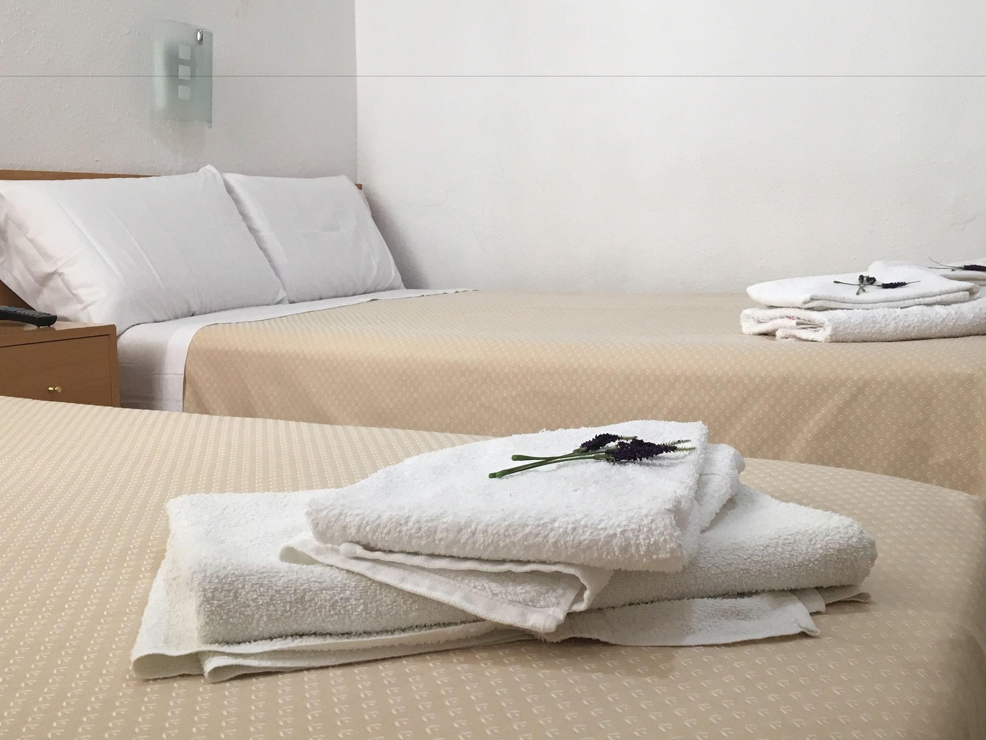 Hostal Lido Madrid Extérieur photo