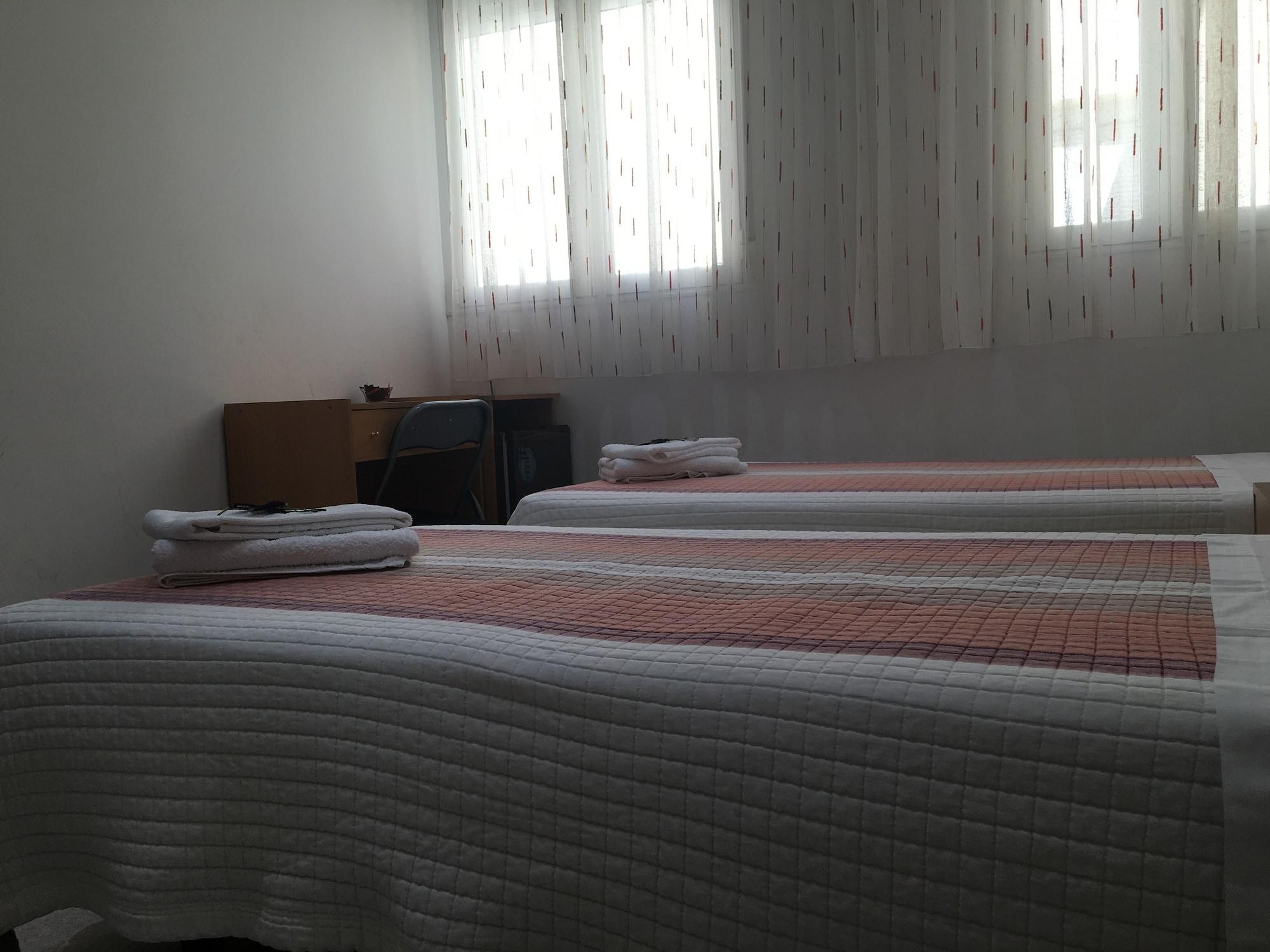Hostal Lido Madrid Extérieur photo