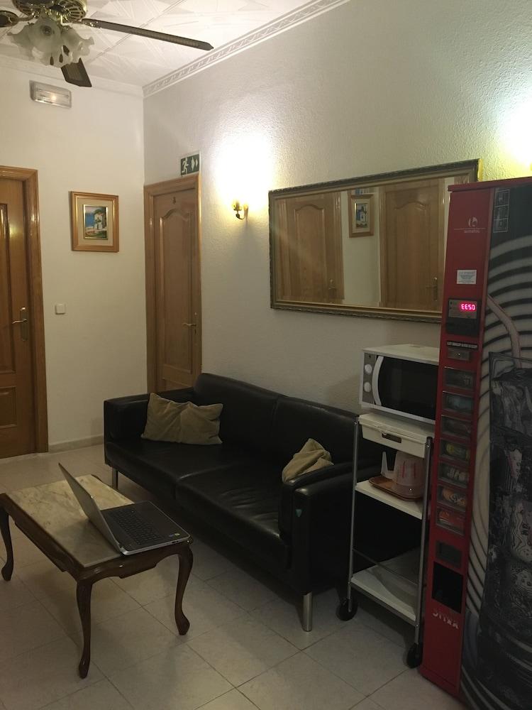 Hostal Lido Madrid Extérieur photo