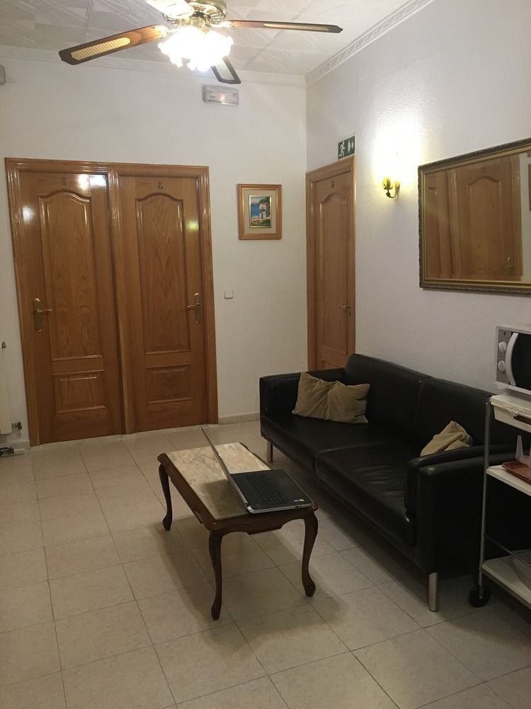 Hostal Lido Madrid Extérieur photo