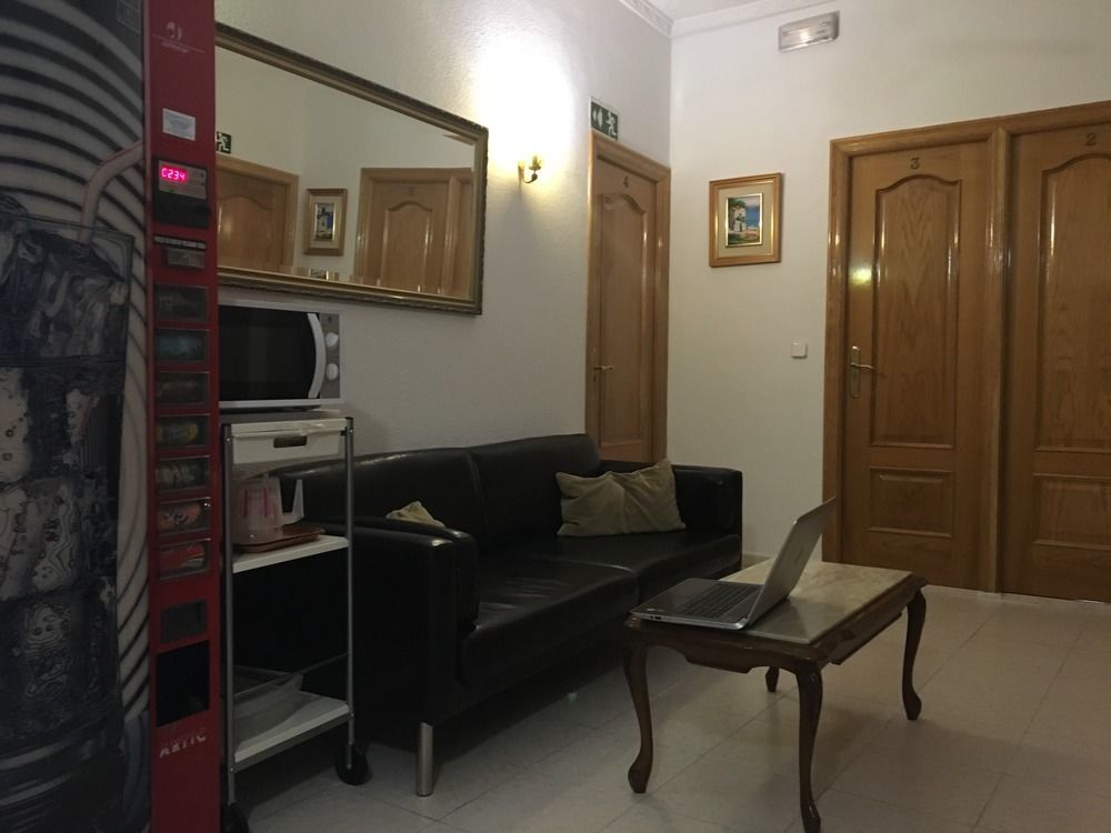Hostal Lido Madrid Extérieur photo